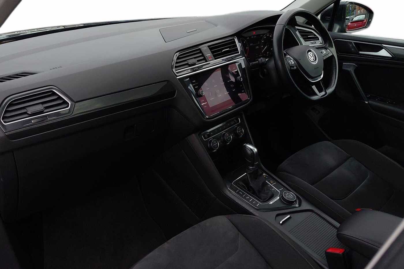 Used Volkswagen Tiguan 2018 for sale - 77551569: Photo 2