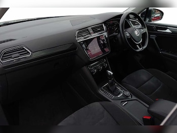 Used Volkswagen Tiguan 2018 for sale - 77551569: Photo