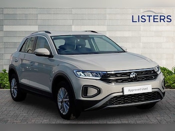 Used Volkswagen T-Roc 2023 for sale - 76372353: Photo