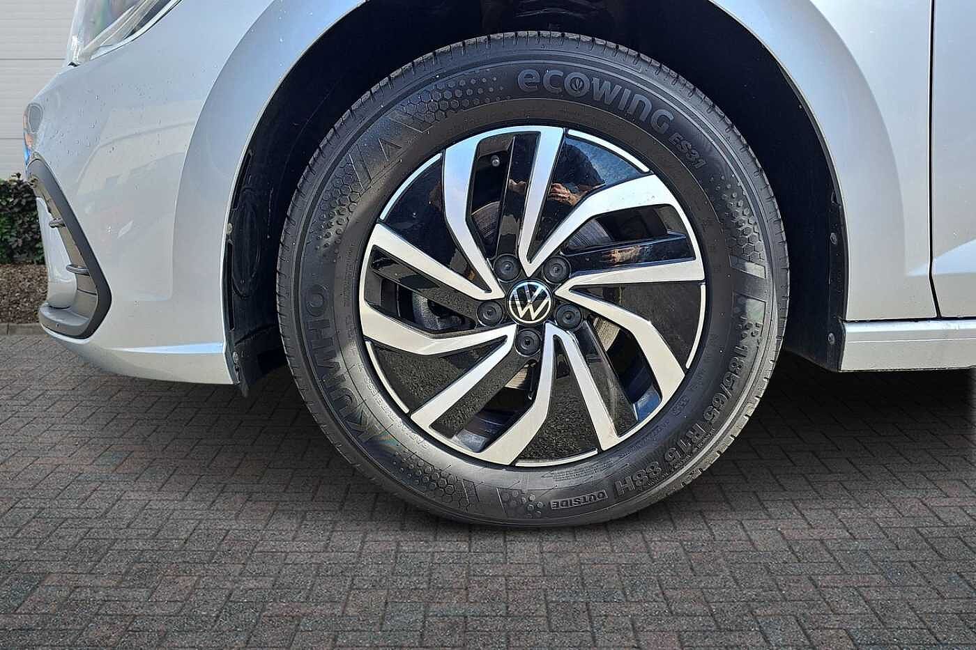 Used Volkswagen Polo 2024 for sale - 76110814: Photo 5