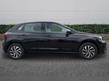 Used Volkswagen Polo 2024 for sale - 79094680: Photo