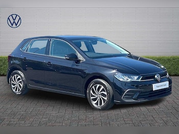 Used Volkswagen Polo 2024 for sale - 79077250: Photo