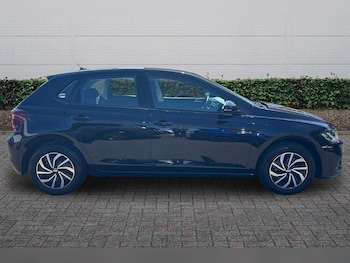 Used Volkswagen Polo 2024 for sale - 79077250: Photo