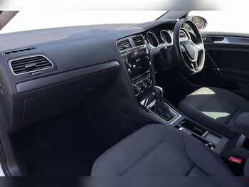 Used Volkswagen Golf 2020 for sale - 78059342: Photo