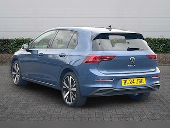 Used Volkswagen Golf 2024 for sale - 77910679: Photo
