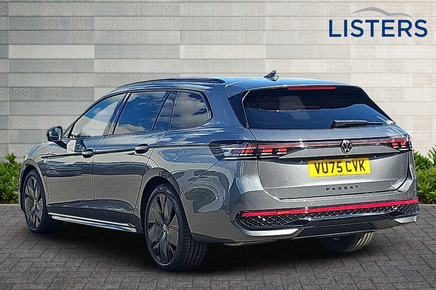 Used Volkswagen Passat 2025 for sale - 76123945: Photo 3
