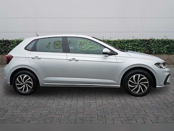 Used Volkswagen Polo 2022 for sale - 76111505: Photo