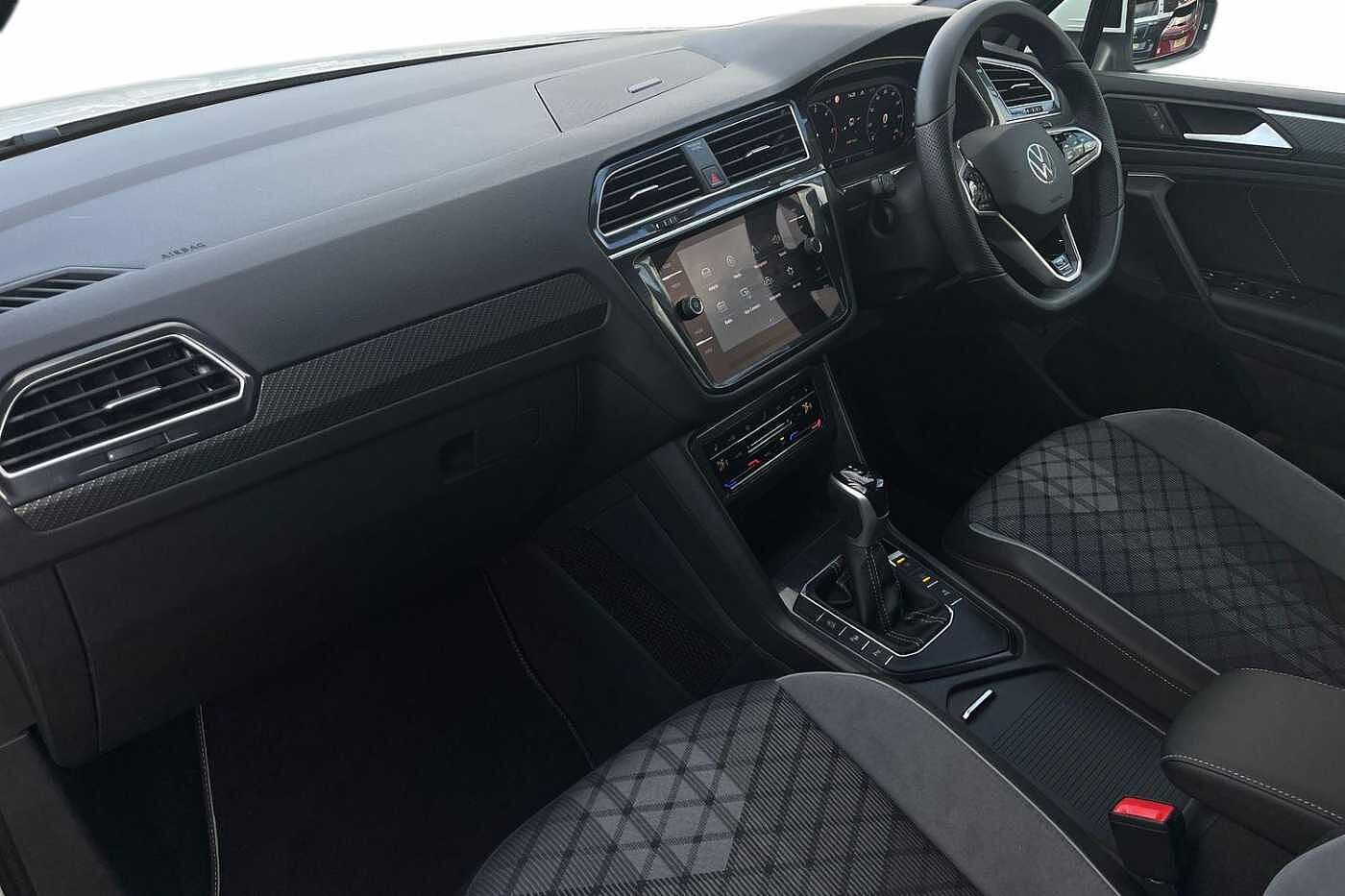 Used Volkswagen Tiguan 2023 for sale - 77427457: Photo 2