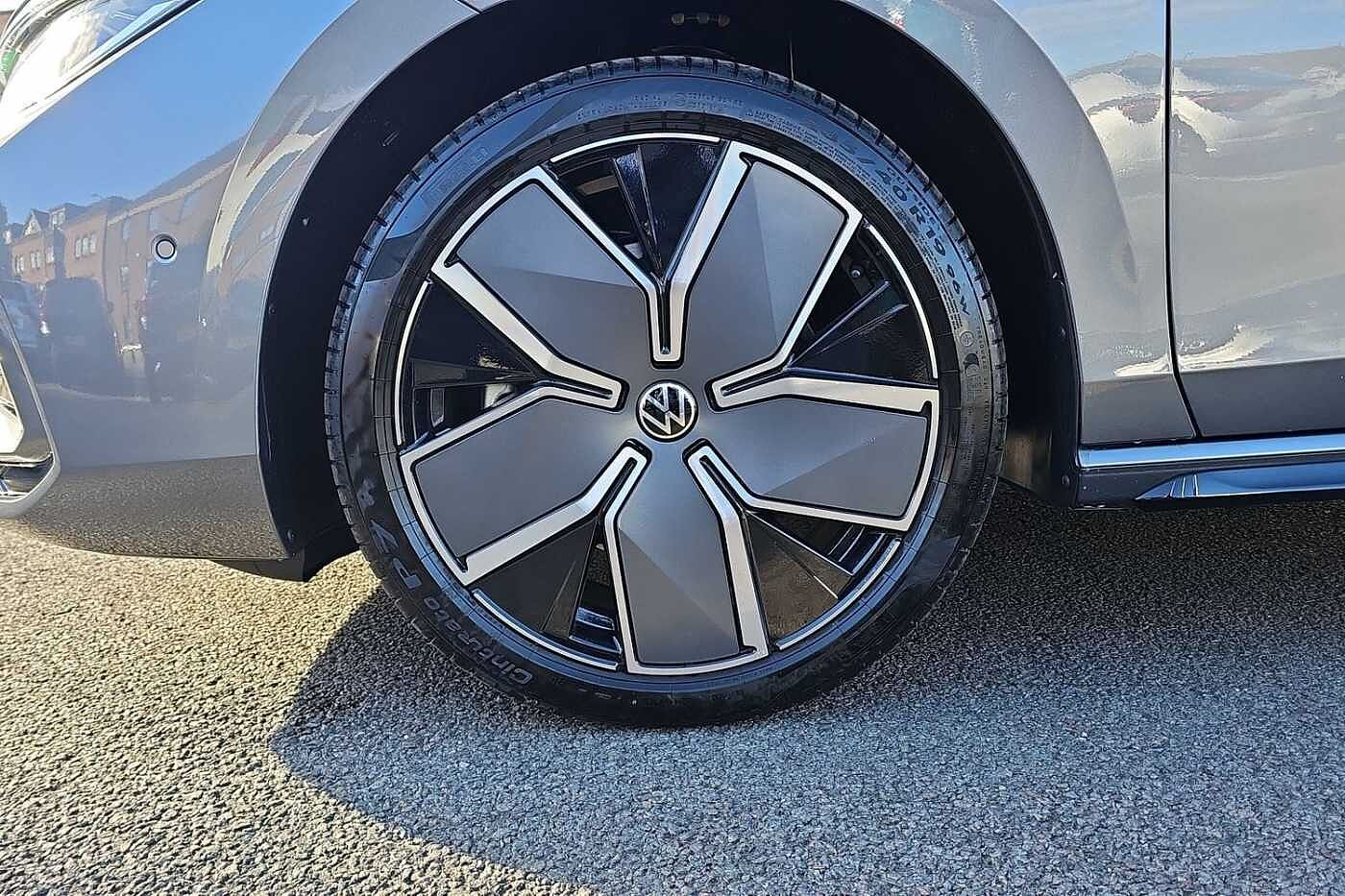 Used Volkswagen Passat 2025 for sale - 76389721: Photo 5