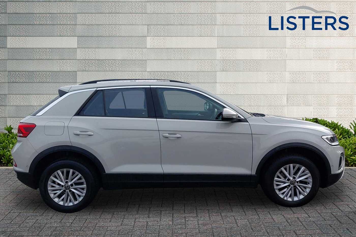 Used Volkswagen T-Roc 2023 for sale - 77177134: Photo 4