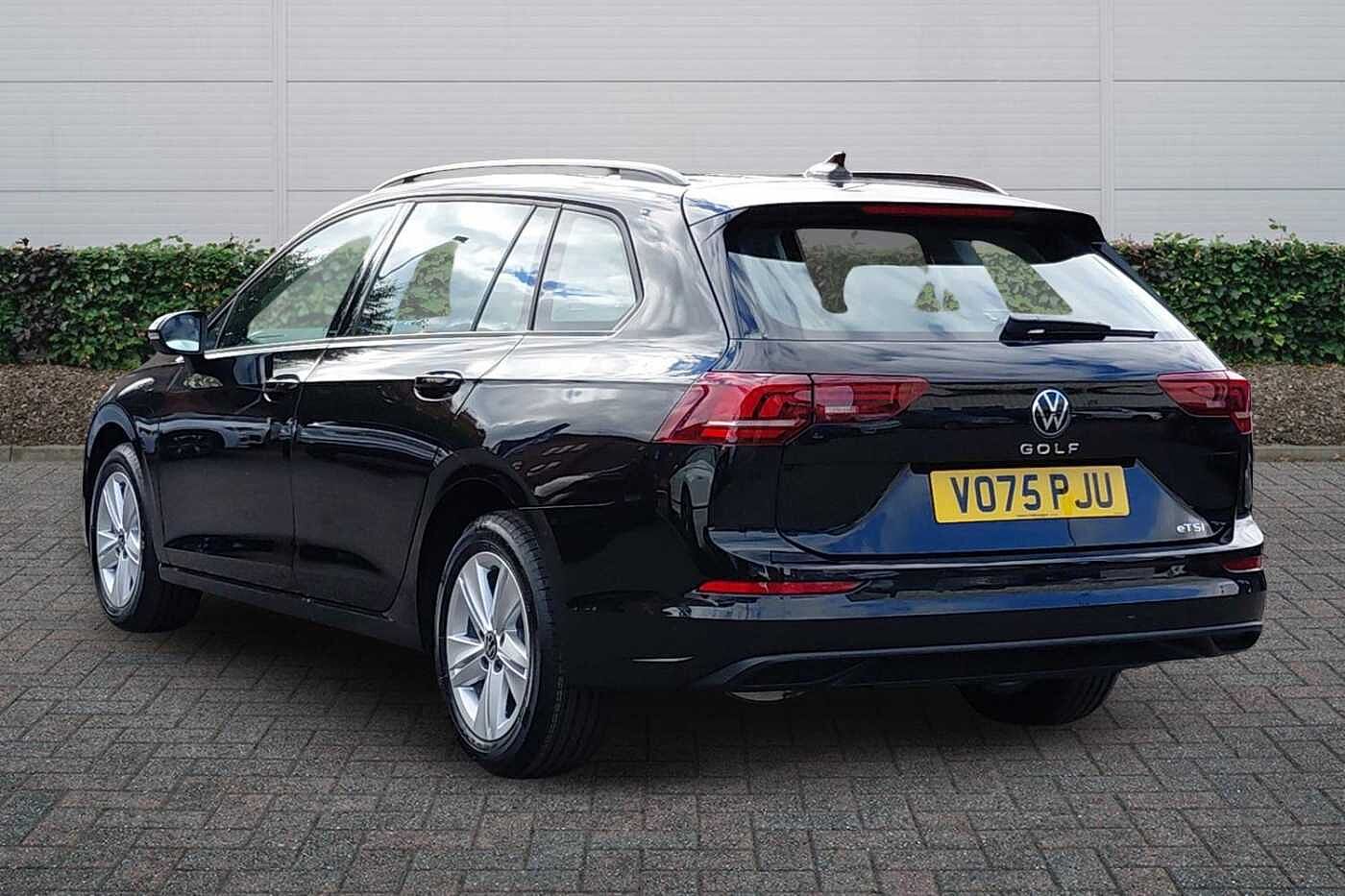 Used Volkswagen Golf 2025 for sale - 76692772: Photo 3