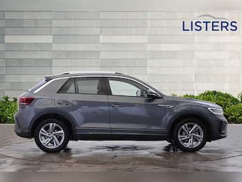 Used Volkswagen T-Roc 2024 for sale - 75758222: Photo