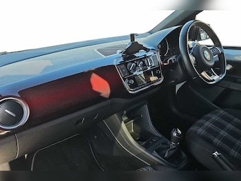 Used Volkswagen up! 2022 for sale - 76111203: Photo 2
