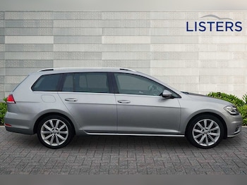Used Volkswagen Golf 2020 for sale - 76563197: Photo