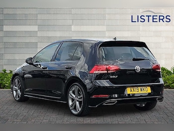Used Volkswagen Golf 2019 for sale - 75721575: Photo