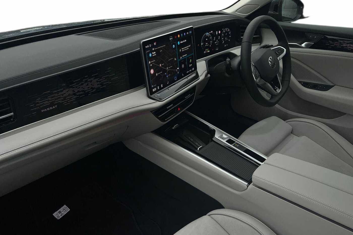 Used Volkswagen Passat 2025 for sale - 77132769: Photo 2