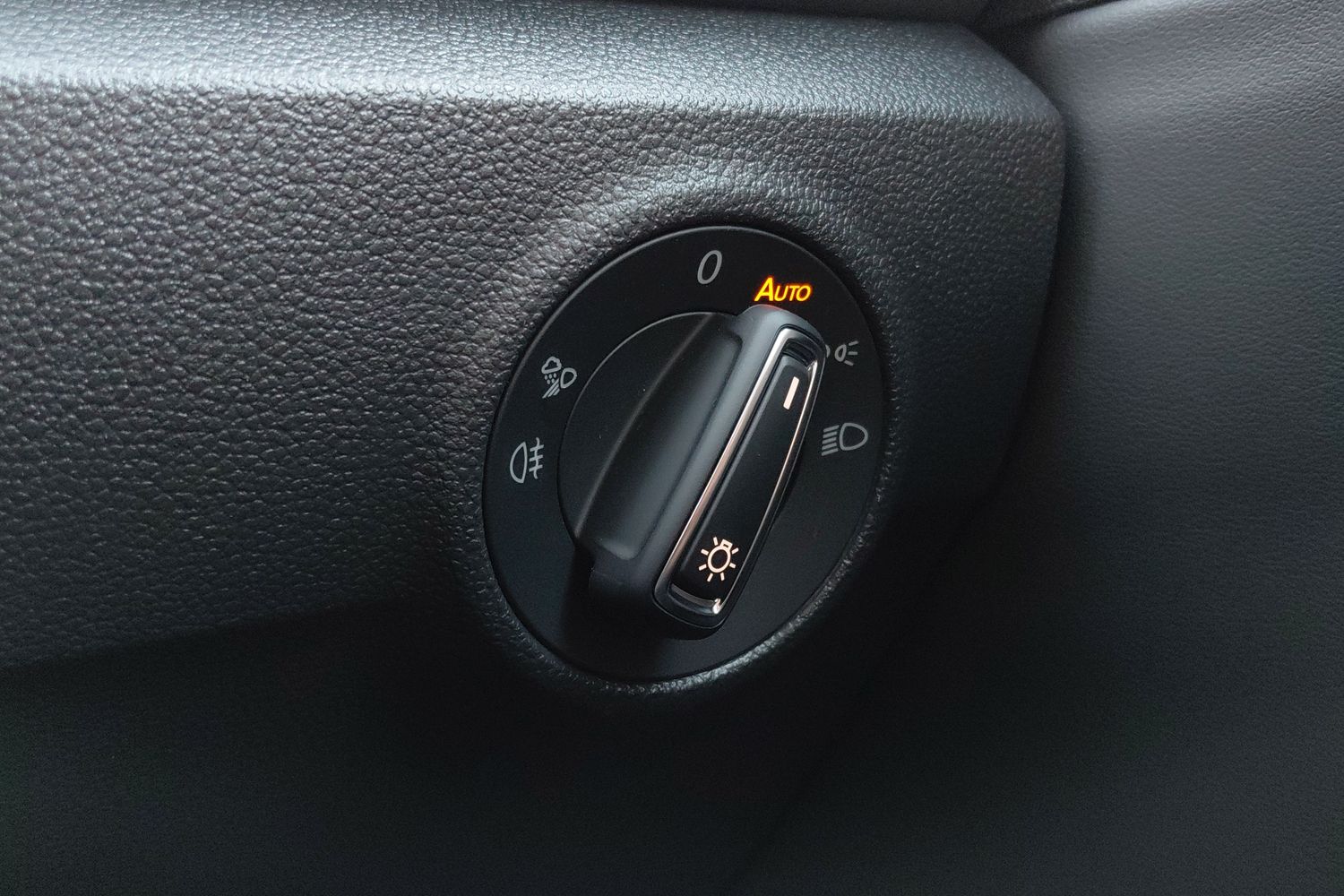 Used Volkswagen T-Roc 2025 for sale - 76176045: Photo 17