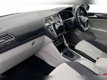 Used Volkswagen Tiguan 2021 for sale - 78336218: Photo