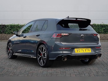 Used Volkswagen Golf 2025 for sale - 76474536: Photo