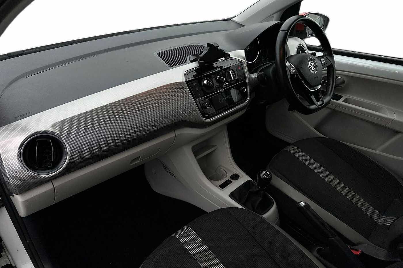 Used Volkswagen up! 2019 for sale - 77177543: Photo 2