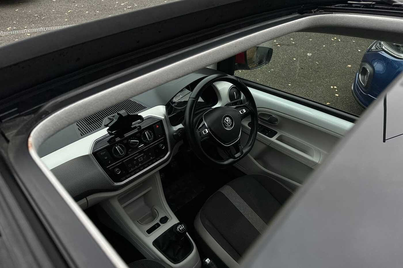 Used Volkswagen up! 2019 for sale - 77177543: Photo 20