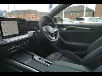 Used Volkswagen Passat 2025 for sale - 74522880: Photo