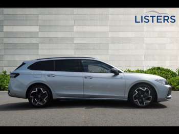 Used Volkswagen Passat 2025 for sale - 74522880: Photo