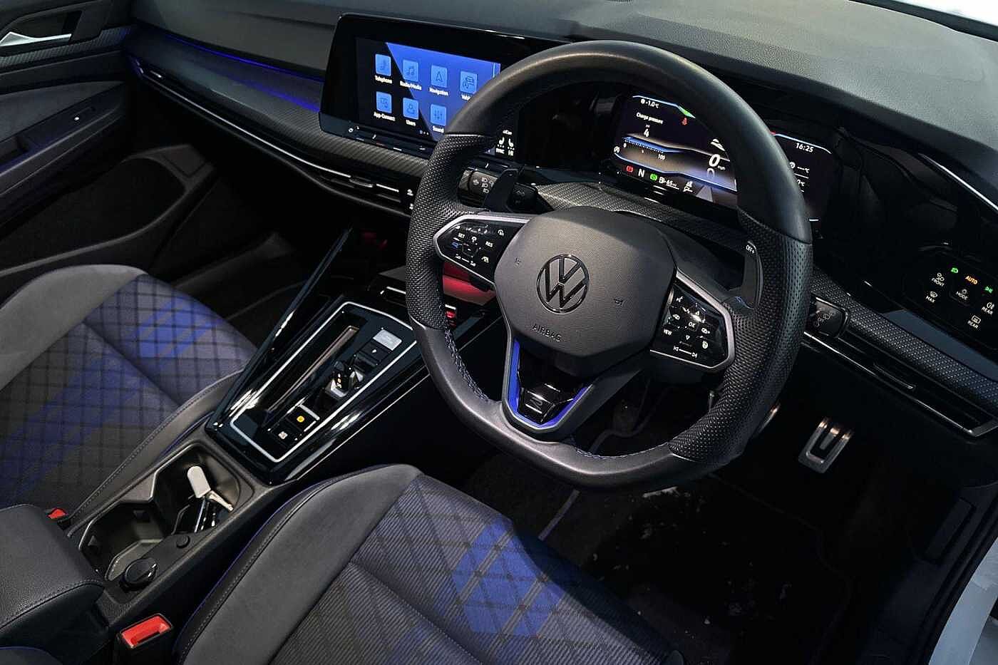 Used Volkswagen Golf 2023 for sale - 77177420: Photo 6