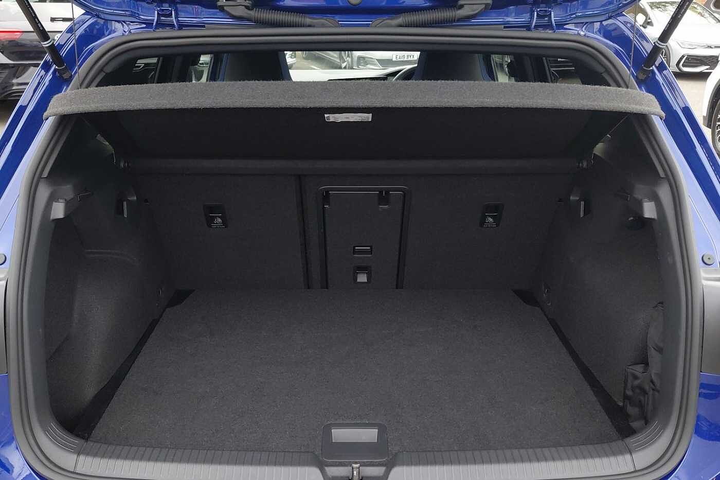 Used Volkswagen Golf 2023 for sale - 77124639: Photo 11