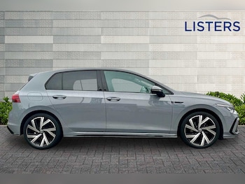 Used Volkswagen Golf 2024 for sale - 76800359: Photo