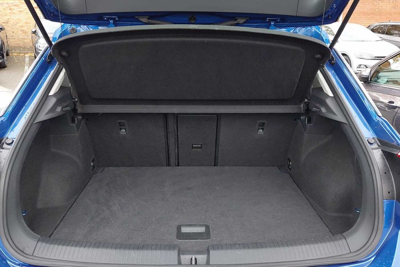 Used Volkswagen T-Roc 2023 for sale - 77177076: Photo 11