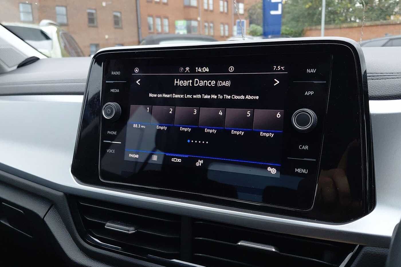 Used Volkswagen T-Roc 2023 for sale - 77177076: Photo 12