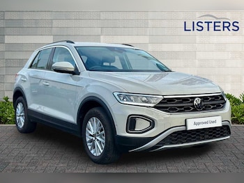 Used Volkswagen T-Roc 2022 for sale - 76800420: Photo
