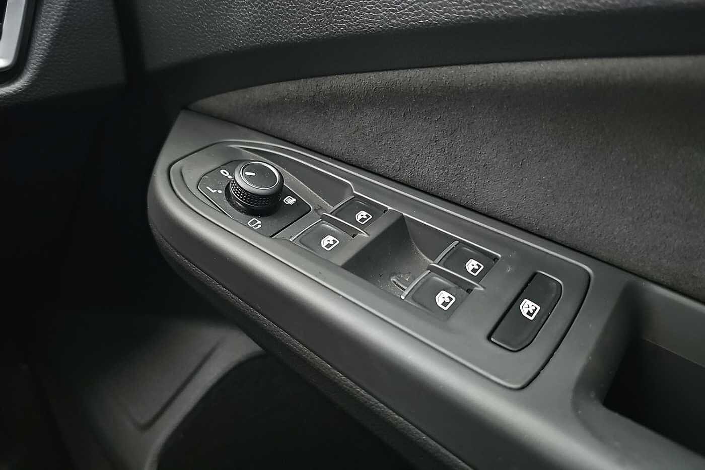 Used Volkswagen Golf 2023 for sale - 76202347: Photo 17