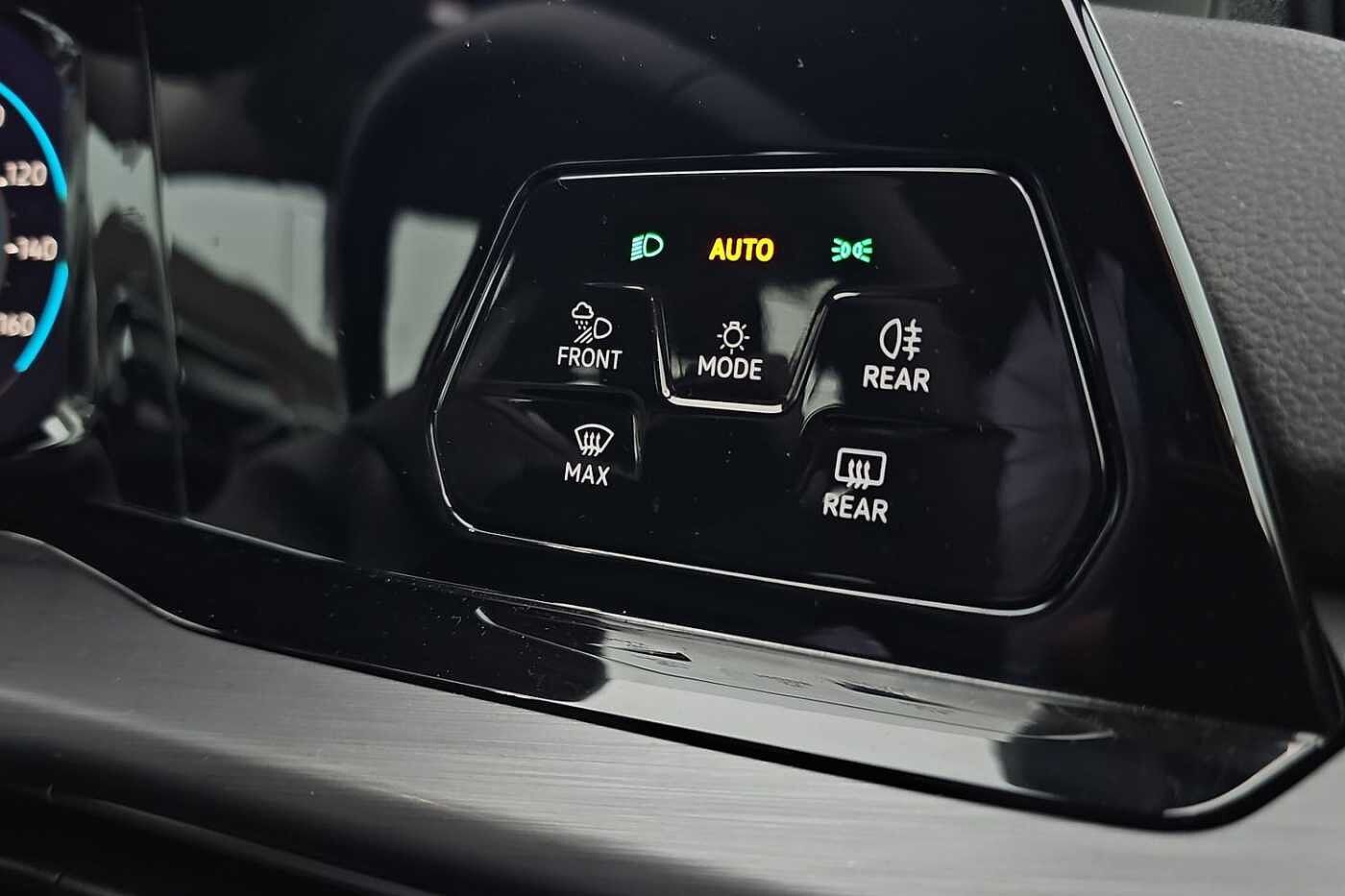 Used Volkswagen Golf 2023 for sale - 76202347: Photo 18
