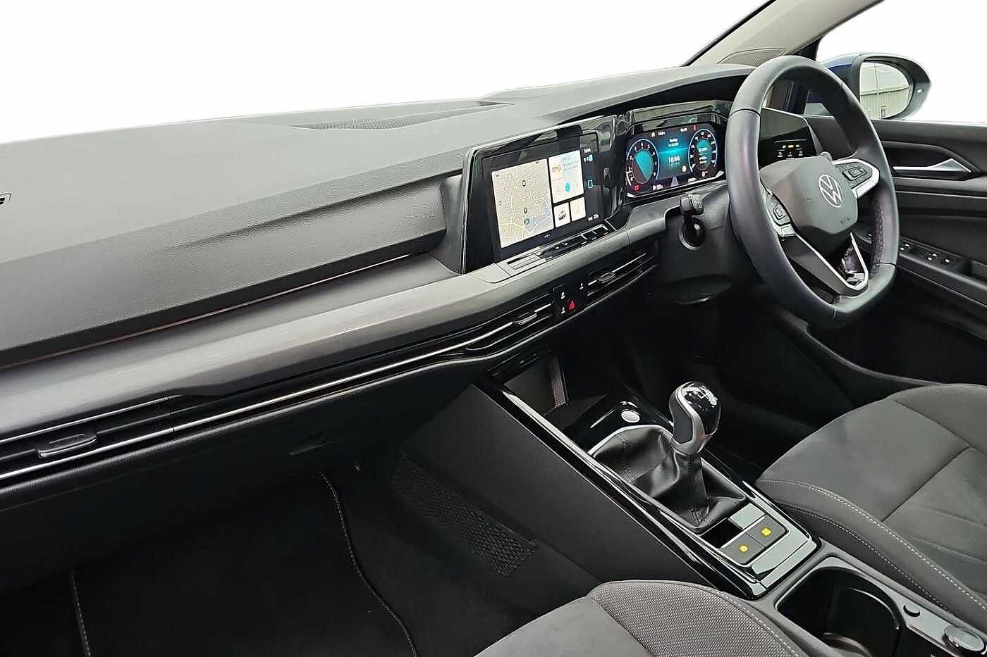 Used Volkswagen Golf 2023 for sale - 76202347: Photo 2
