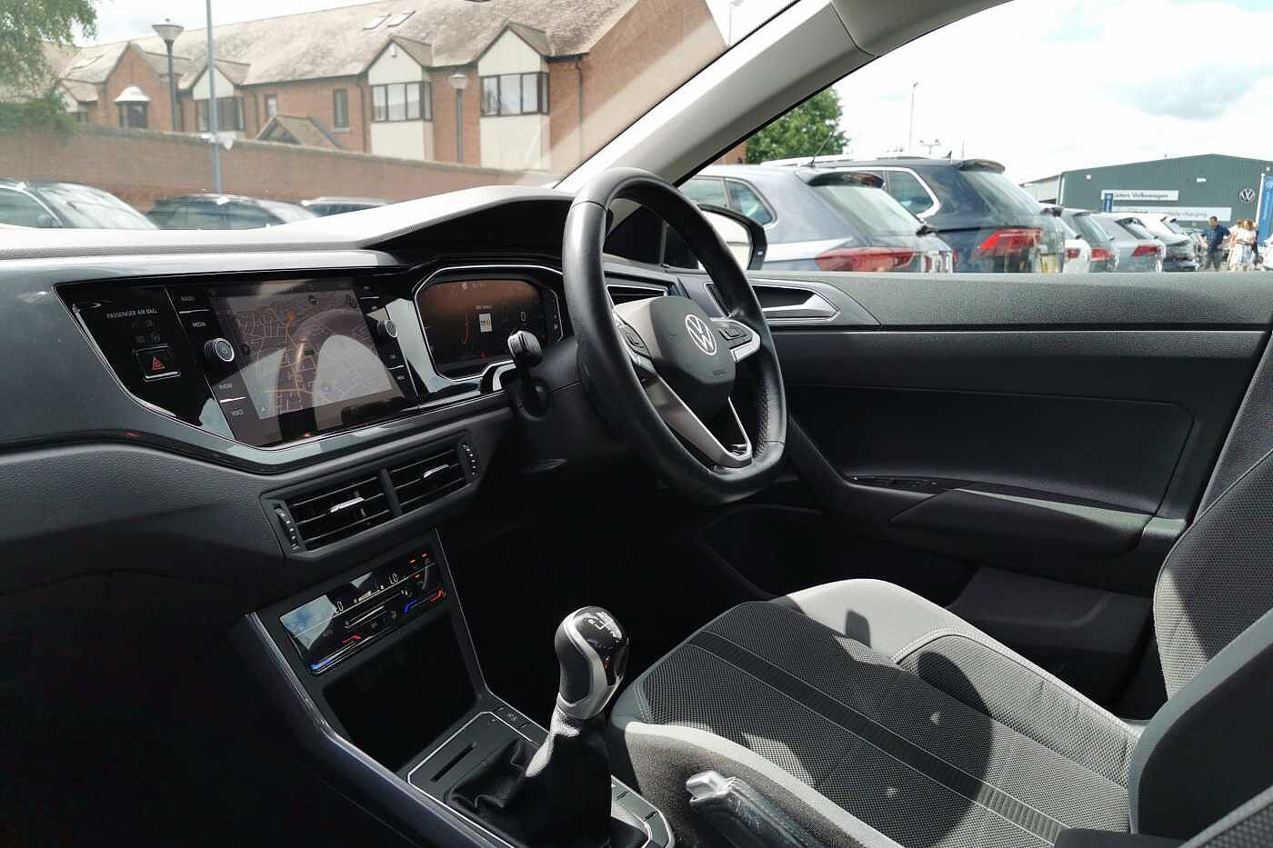 Used Volkswagen Polo 2023 for sale - 76111123: Photo 2