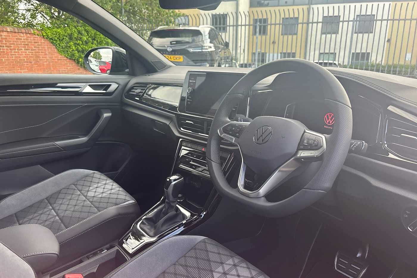 Used Volkswagen T-Roc 2025 for sale - 76110674: Photo 6