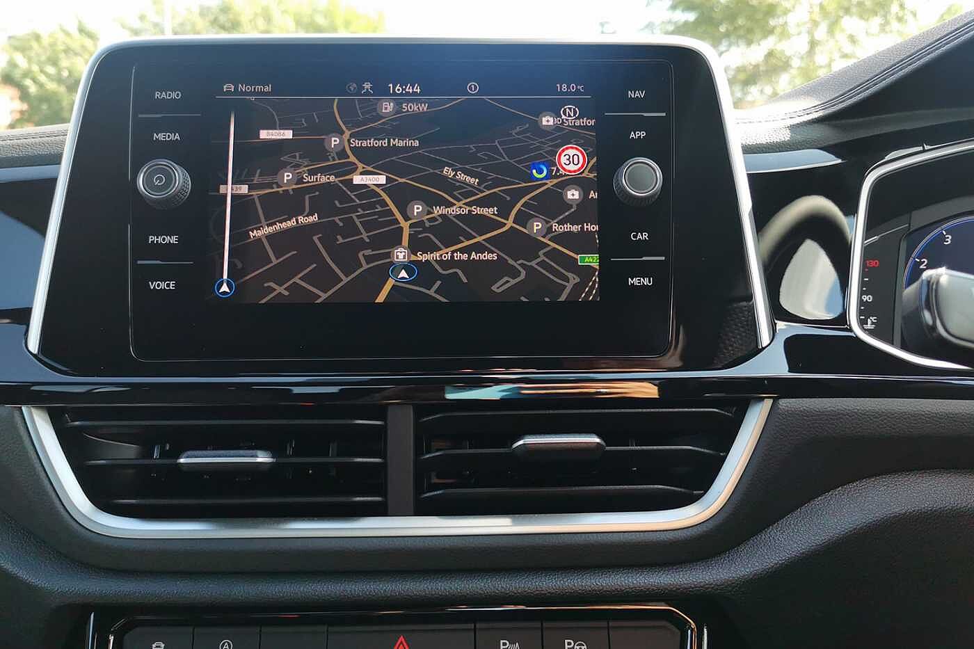 Used Volkswagen T-Roc 2025 for sale - 77177418: Photo 9