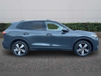 Used Volkswagen Tiguan 2025 for sale - 77176753: Photo