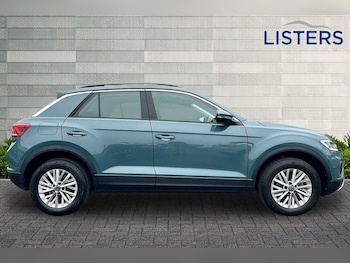 Used Volkswagen T-Roc 2023 for sale - 76888251: Photo