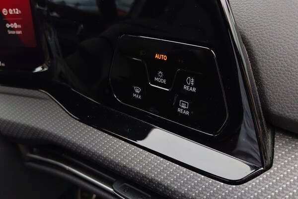 Used Volkswagen Golf 2020 for sale - 76111543: Photo 21