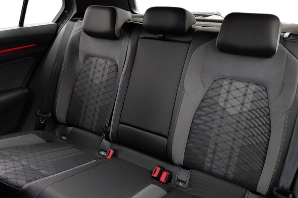 Used Volkswagen Golf 2020 for sale - 76111543: Photo 9