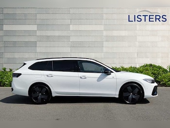 Used Volkswagen Passat 2025 for sale - 76110475: Photo 4