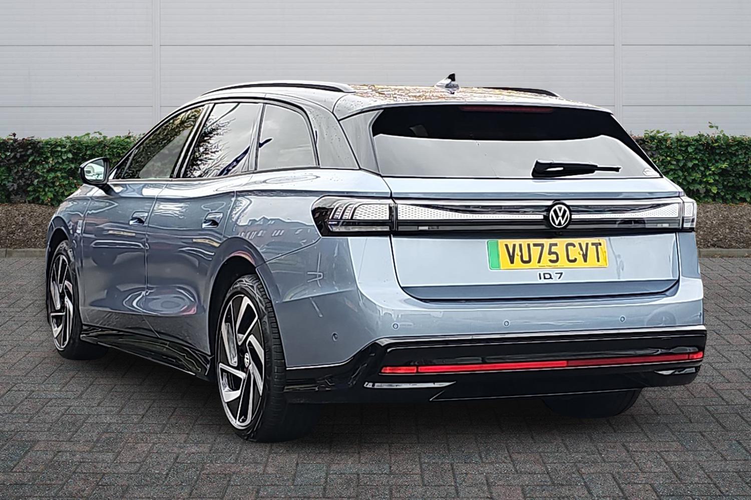 Used Volkswagen ID.7 2025 for sale - 76837755: Photo 2