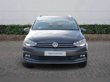 Used Volkswagen Touran 2020 for sale - 76271542: Photo