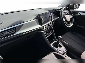 Used Volkswagen T-Roc 2024 for sale - 79678172: Photo