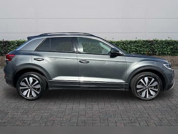 Used Volkswagen T-Roc 2024 for sale - 79678172: Photo