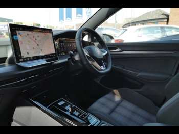 Used Volkswagen Golf 2025 for sale - 74922273: Photo