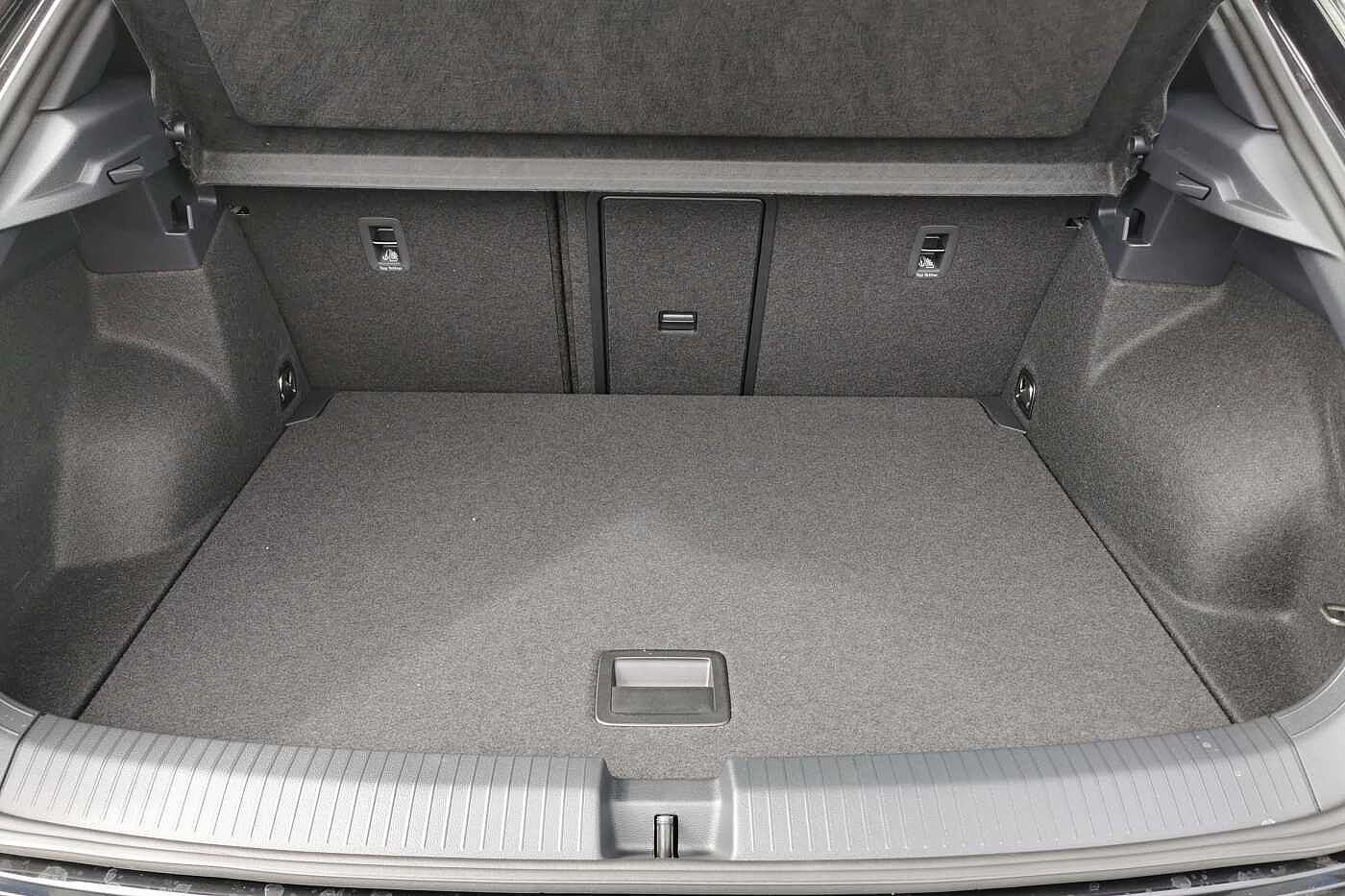 Used Volkswagen T-Roc 2025 for sale - 77177457: Photo 12